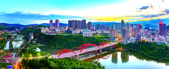 景城一體美如畫(huà)--&ldquo;十三五&rdquo;六盤(pán)水新型城鎮(zhèn)化建設(shè)成效掃描